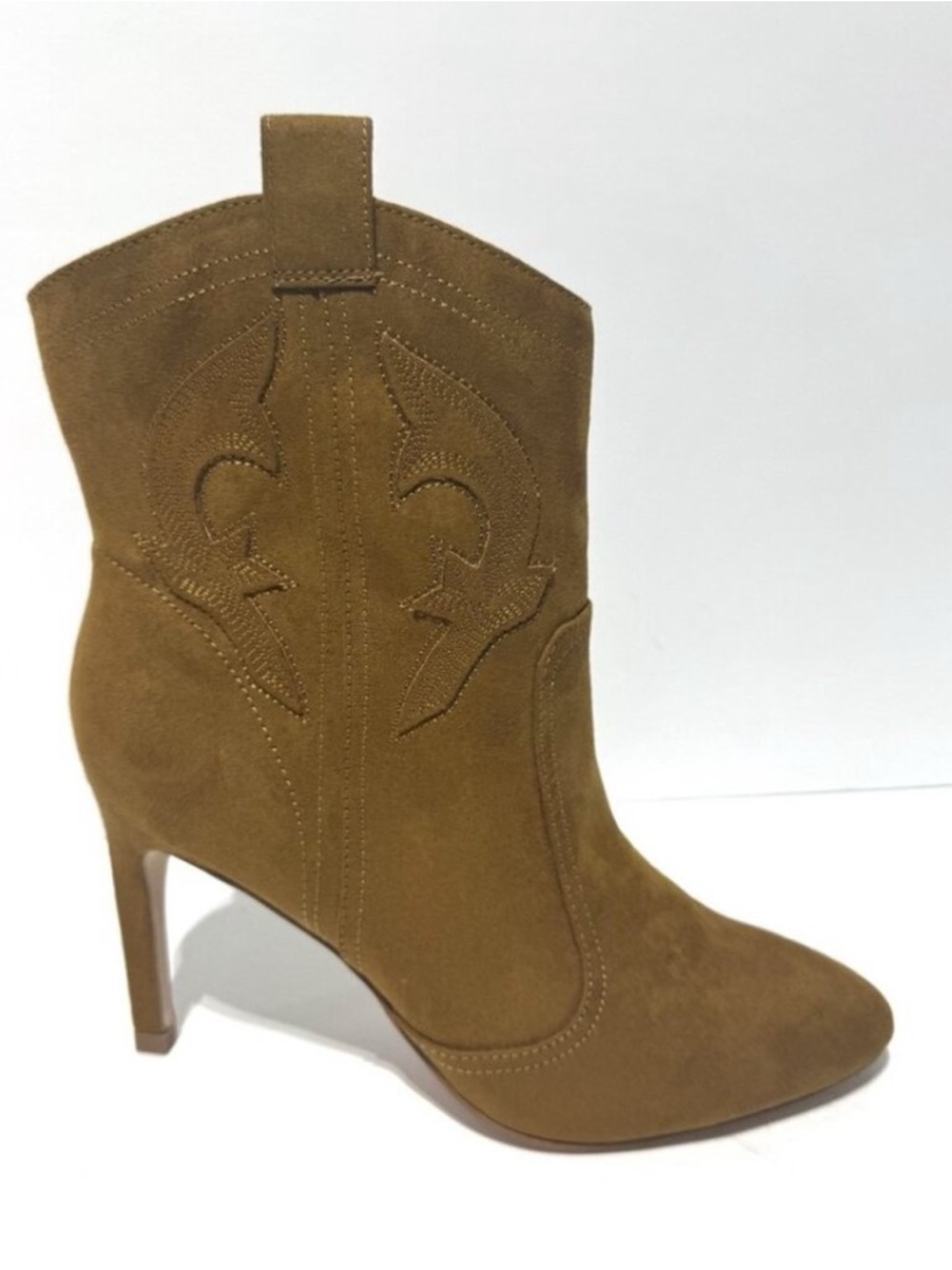 BCBGeneration women’s ankle boots